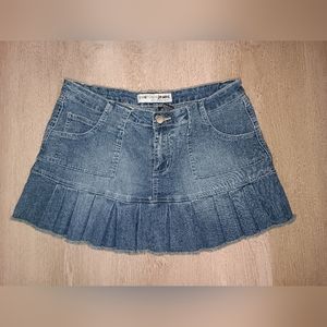 Women's size 13 mini skirt